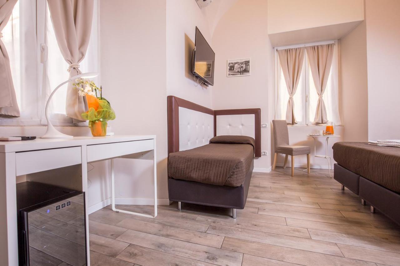 Azzurra Rooms Rzym Zewnętrze zdjęcie
