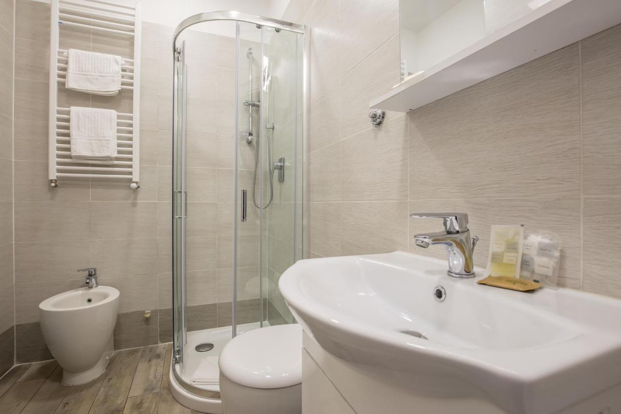 Azzurra Rooms Rzym Zewnętrze zdjęcie