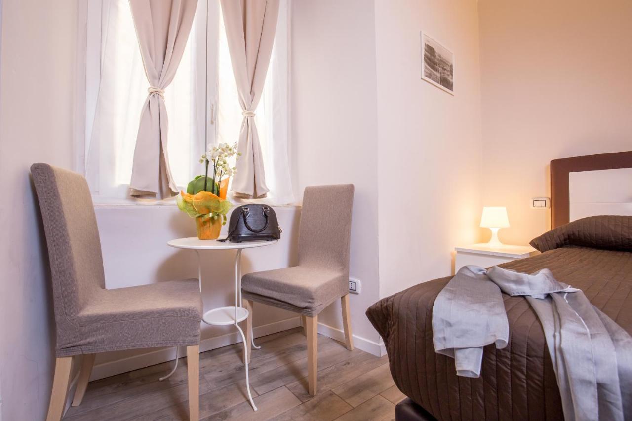 Azzurra Rooms Rzym Zewnętrze zdjęcie