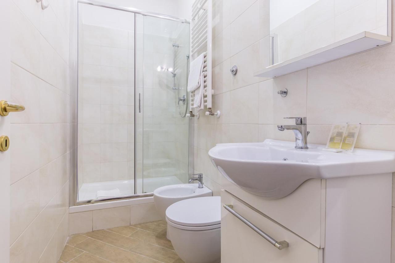 Azzurra Rooms Rzym Zewnętrze zdjęcie